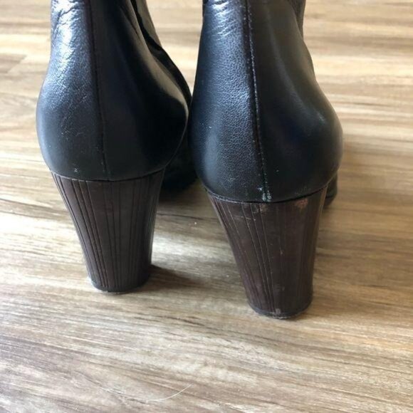 Chie Mahara Tall Heeled Wood Stacked Leather Boots - Picture 6 of 11